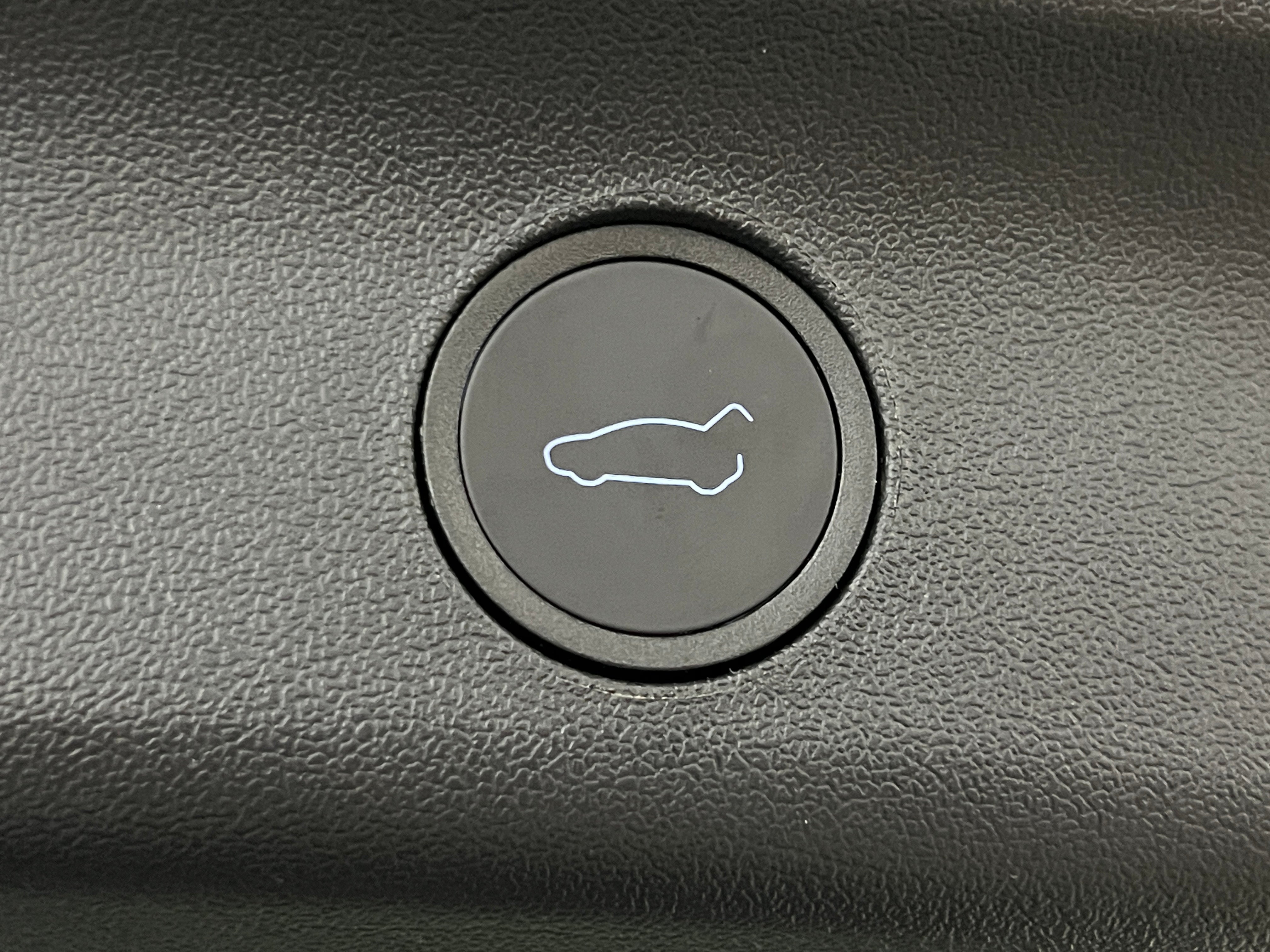 tesla model y 2022 7SAYGDEF3NF560903 image tesla model y 2022 7SAYGDEF3NF560903 image